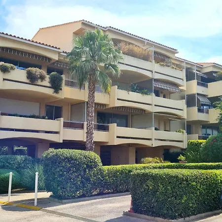 T1 Climatise Avec Parking A 700m Des Plages, Animaux Admis - Fr-1-316-250